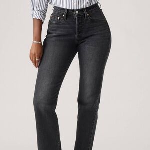 Levi's 501 Curve NWOT